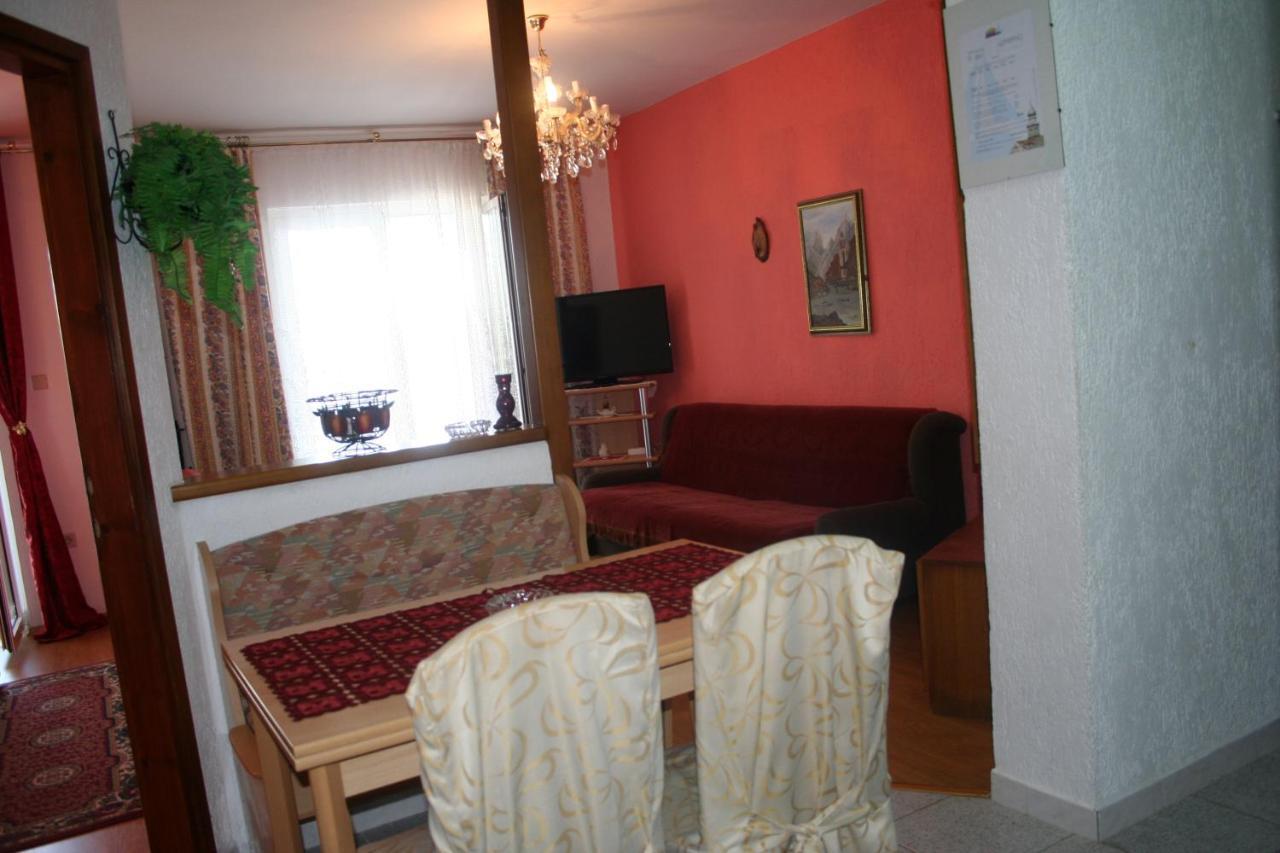 Apartmani Jankov Krk Town Bagian luar foto
